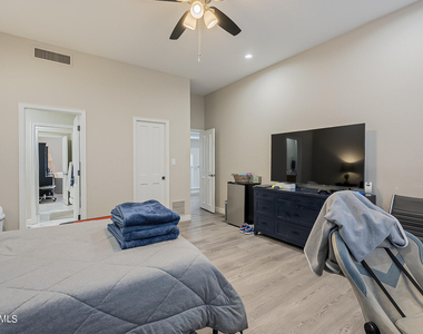 7878 E Gainey Ranch Road - Photo Thumbnail 30