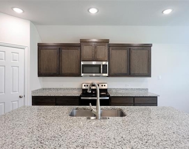 4012 Mockingbird Lane - Photo Thumbnail 6