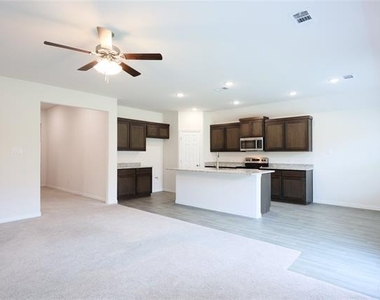 4012 Mockingbird Lane - Photo Thumbnail 9