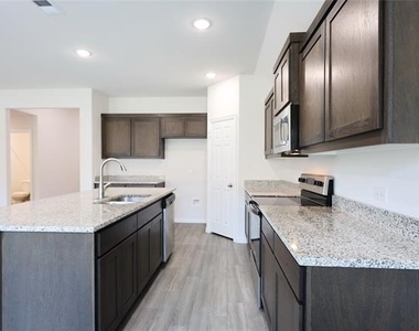4012 Mockingbird Lane - Photo Thumbnail 7