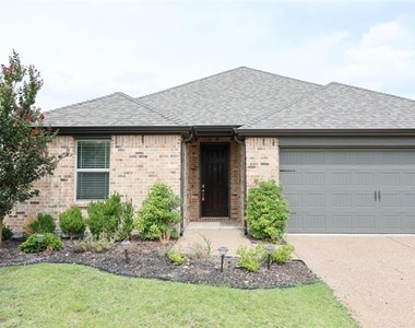 4012 Mockingbird Lane - Photo Thumbnail 1