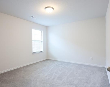 4012 Mockingbird Lane - Photo Thumbnail 13