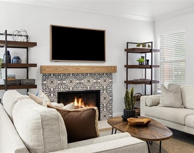 9724 Preston Vineyard Drive - Photo Thumbnail 8
