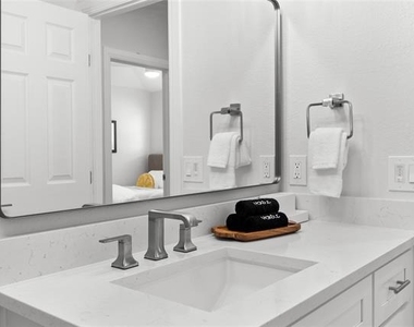 9724 Preston Vineyard Drive - Photo Thumbnail 29