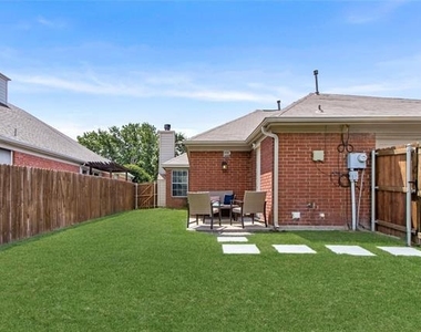 9724 Preston Vineyard Drive - Photo Thumbnail 36