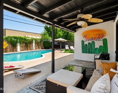 7934 E Loma Land Drive - Photo Thumbnail 2