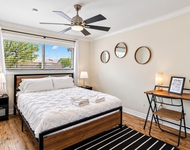 7934 E Loma Land Drive - Photo Thumbnail 12