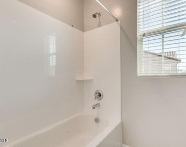 1800 S Follett Way - Photo Thumbnail 24