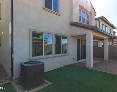 1800 S Follett Way - Photo Thumbnail 28