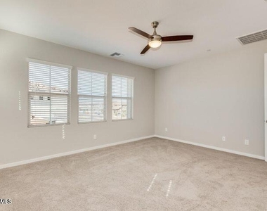 1800 S Follett Way - Photo Thumbnail 15