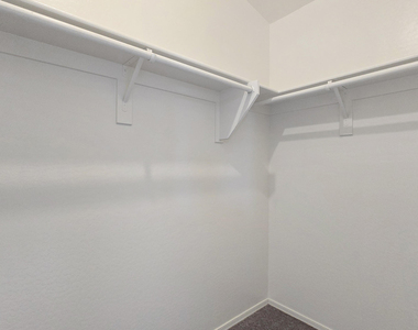 18250 N 32nd Street - Photo Thumbnail 21