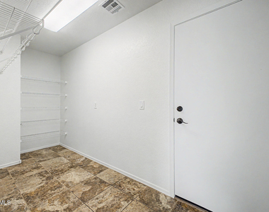 7660 E Dover Street - Photo Thumbnail 23