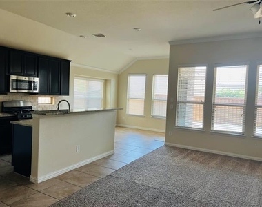 16600 Spence Park Lane - Photo Thumbnail 7