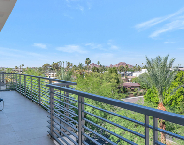3801 N Goldwater Boulevard - Photo Thumbnail 1