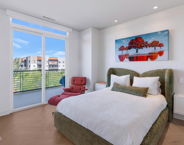 3801 N Goldwater Boulevard - Photo Thumbnail 24