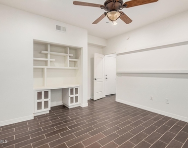 5550 N 16th Street - Photo Thumbnail 20
