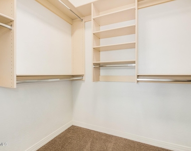 5550 N 16th Street - Photo Thumbnail 18