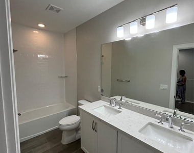 636 Parsons Way - Photo Thumbnail 12