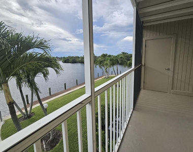 630 Southwind Circle - Photo Thumbnail 4