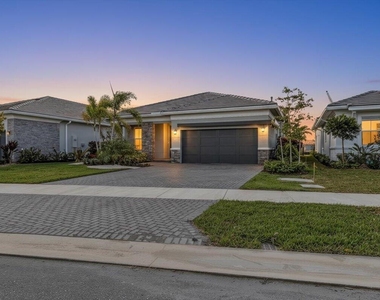 10161 Timber Creek Way - Photo Thumbnail 8