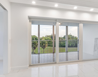 3000 N Palm Aire Drive - Photo Thumbnail 12