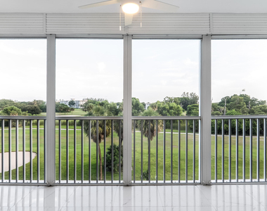 3000 N Palm Aire Drive - Photo Thumbnail 48