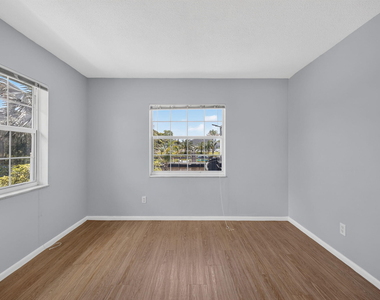 416 Se Naranja Avenue - Photo Thumbnail 24
