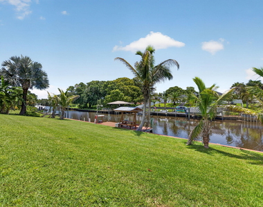 416 Se Naranja Avenue - Photo Thumbnail 90