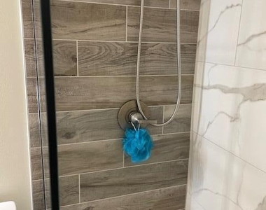 618 Se Streamlet Avenue - Photo Thumbnail 13