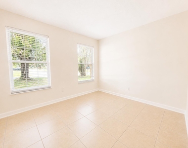 2822 Sw Giralda Street - Photo Thumbnail 17