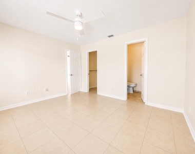 2822 Sw Giralda Street - Photo Thumbnail 12