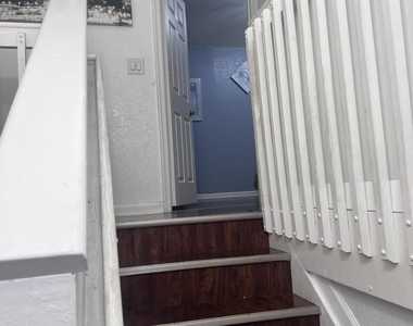 2336 Center Stone Lane - Photo Thumbnail 29