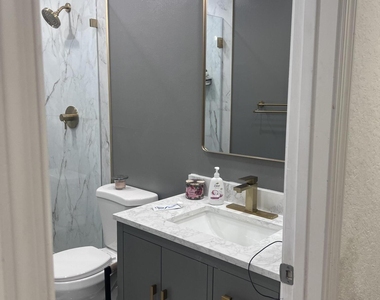 2336 Center Stone Lane - Photo Thumbnail 34