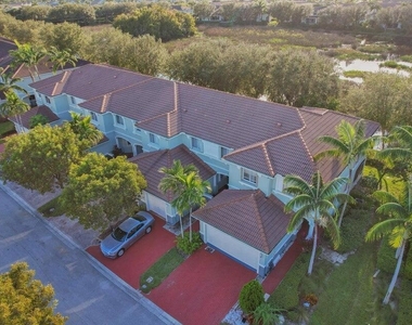 2336 Center Stone Lane - Photo Thumbnail 14