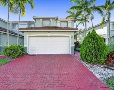 2336 Center Stone Lane - Photo Thumbnail 24