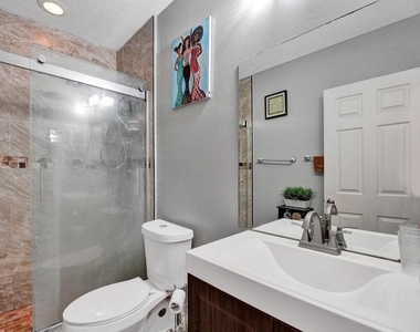 2336 Center Stone Lane - Photo Thumbnail 19