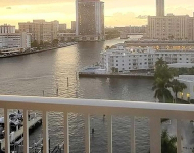 1965 S Ocean Drive - Photo Thumbnail 16