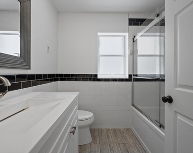 3800 Miramontes Circle - Photo Thumbnail 17