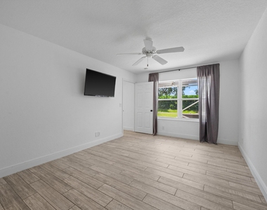 3800 Miramontes Circle - Photo Thumbnail 11