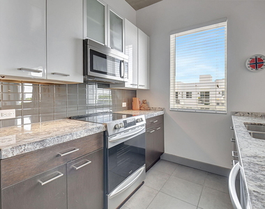 111 Se 2nd Street - Photo Thumbnail 11