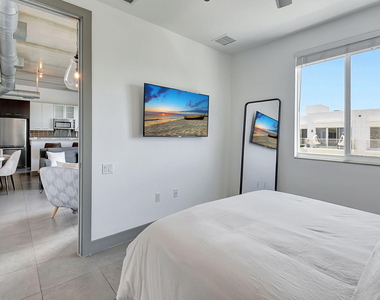 111 Se 2nd Street - Photo Thumbnail 21