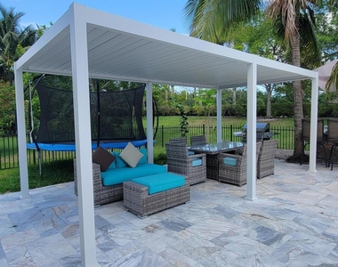 8216 Nw 105th Lane - Photo Thumbnail 13