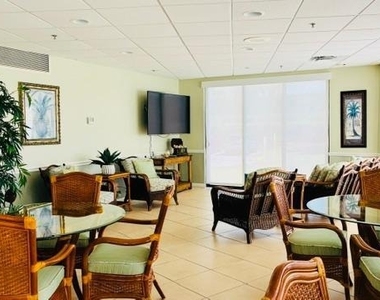 801 S Ocean Drive - Photo Thumbnail 24