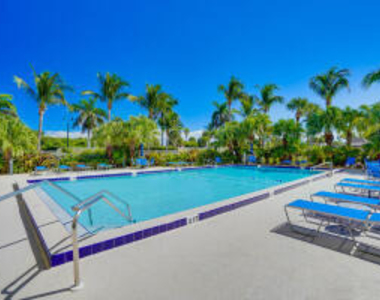 801 S Ocean Drive - Photo Thumbnail 31
