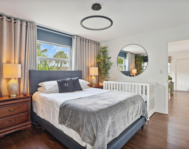 306 Ne 1st Avenue - Photo Thumbnail 12