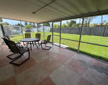 4733 Bison Street - Photo Thumbnail 11