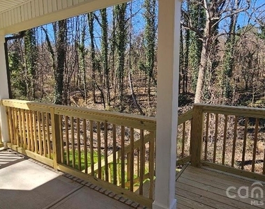 382 W Moore Avenue - Photo Thumbnail 23