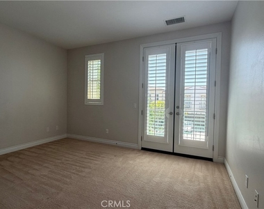 61 Dunmore - Photo Thumbnail 12