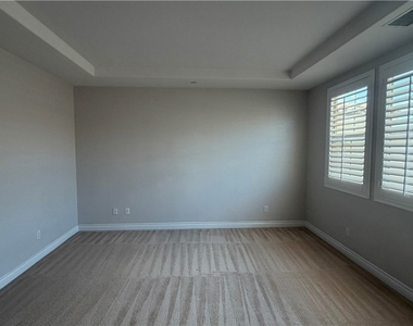 61 Dunmore - Photo Thumbnail 13