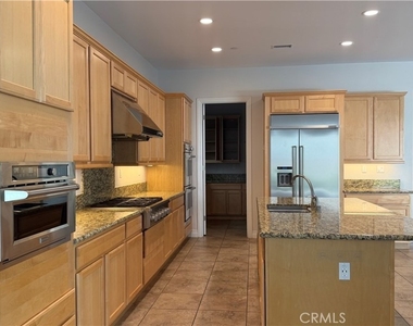 61 Dunmore - Photo Thumbnail 6